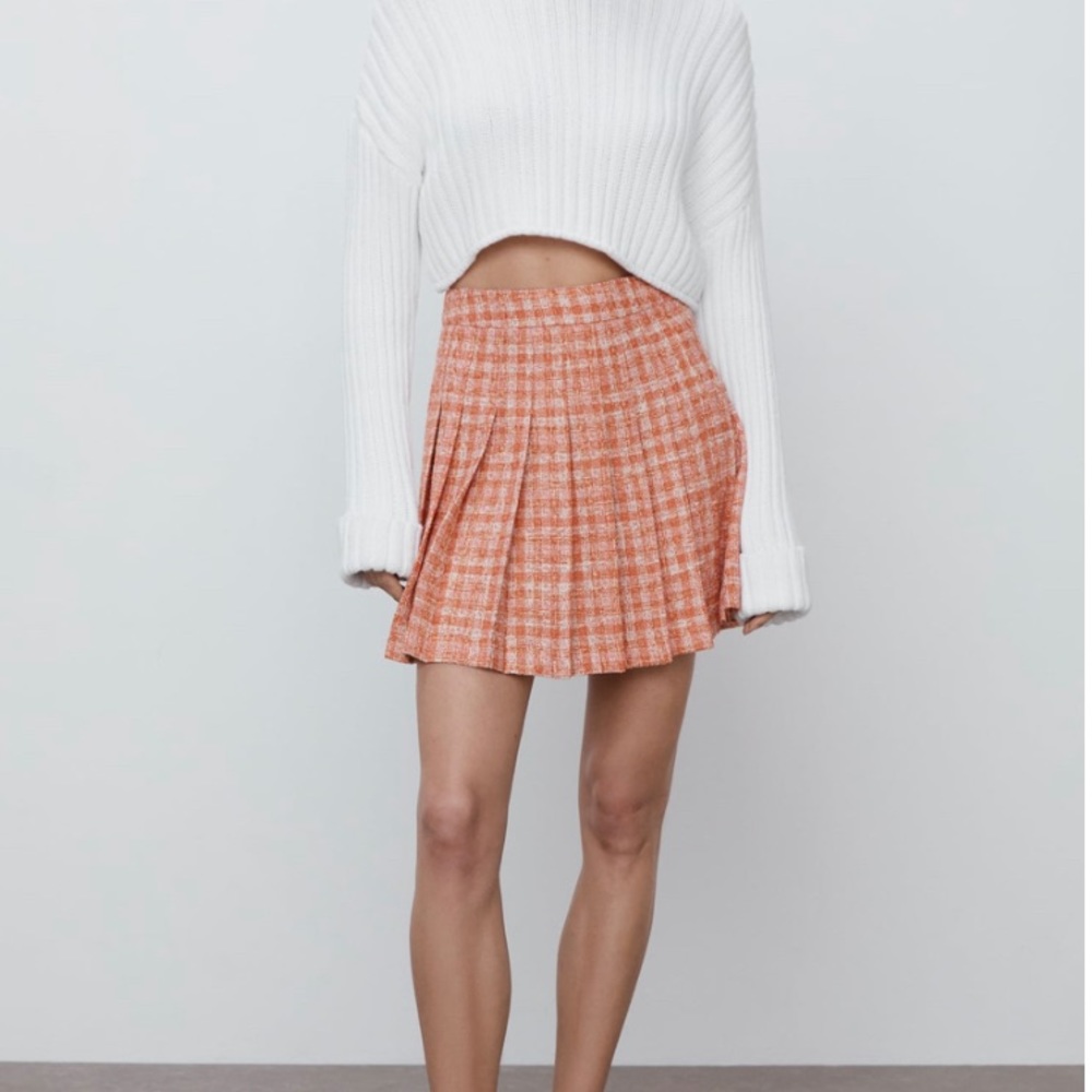 NEW Zara Tweed Pleated Mini